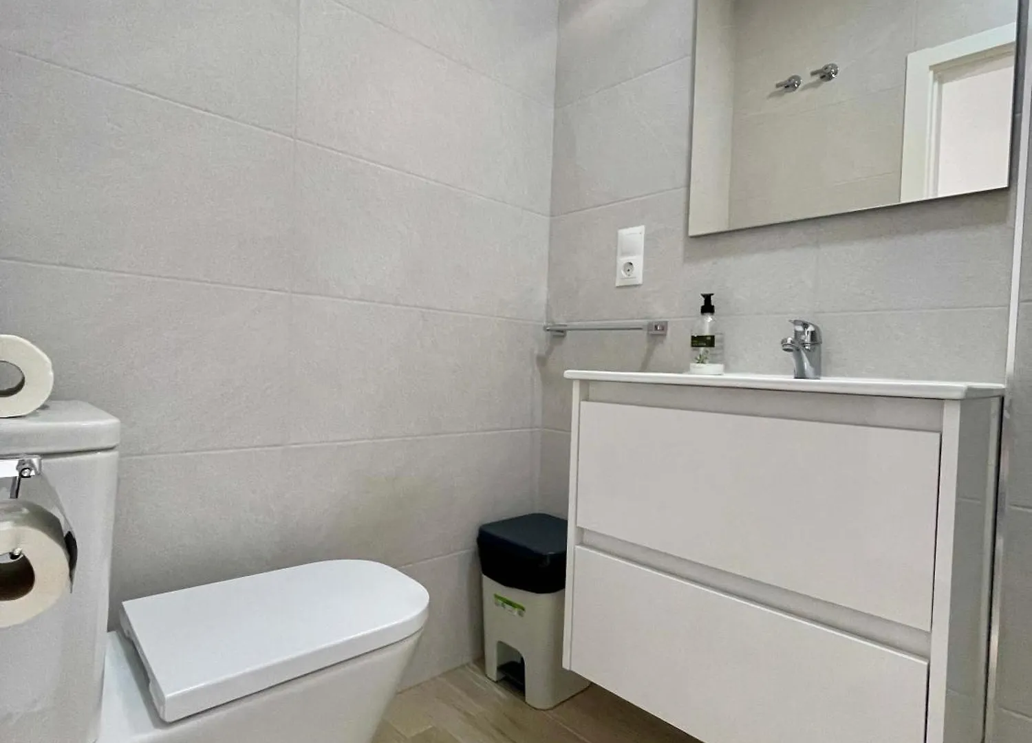 Lejlighed Shr064 Apartamento De 2 Habitaciones Con Piscina Nerja Spanien